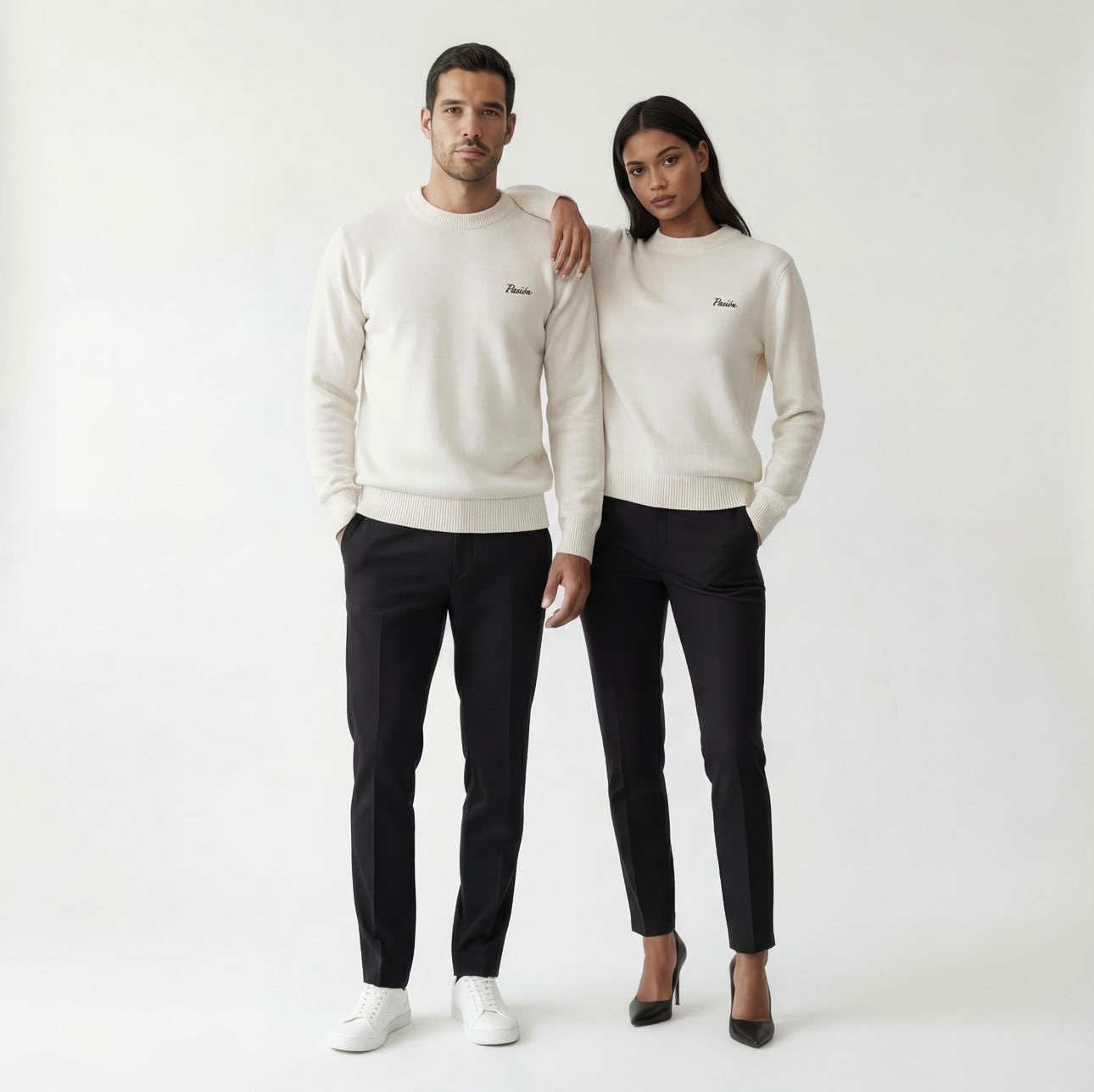 Pasión "Arena" – Essential Merino Blend Sweater